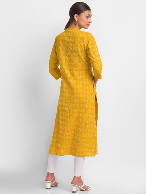 Globus Women Yellow Geometric Thread Work Straight Calf Length Kurta