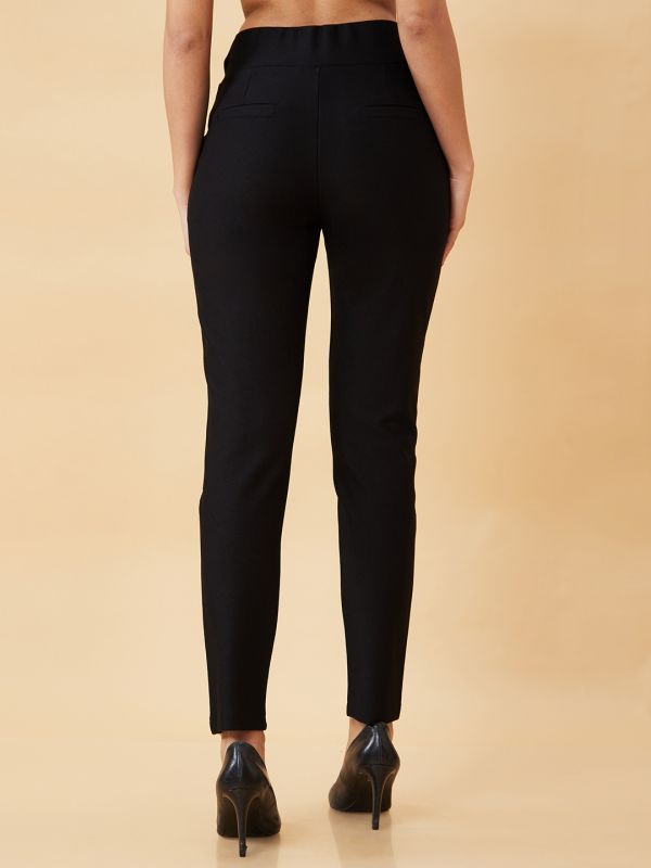 Globus Women Black Stretchable Skinny Fit Workwear Treggings With Pockets