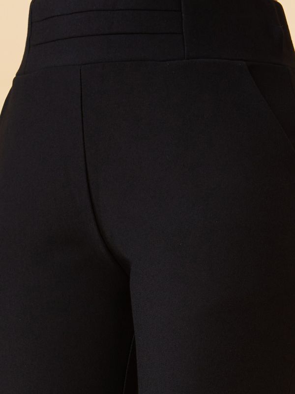 Globus Women Black Stretchable Skinny Fit Workwear Treggings With Pockets