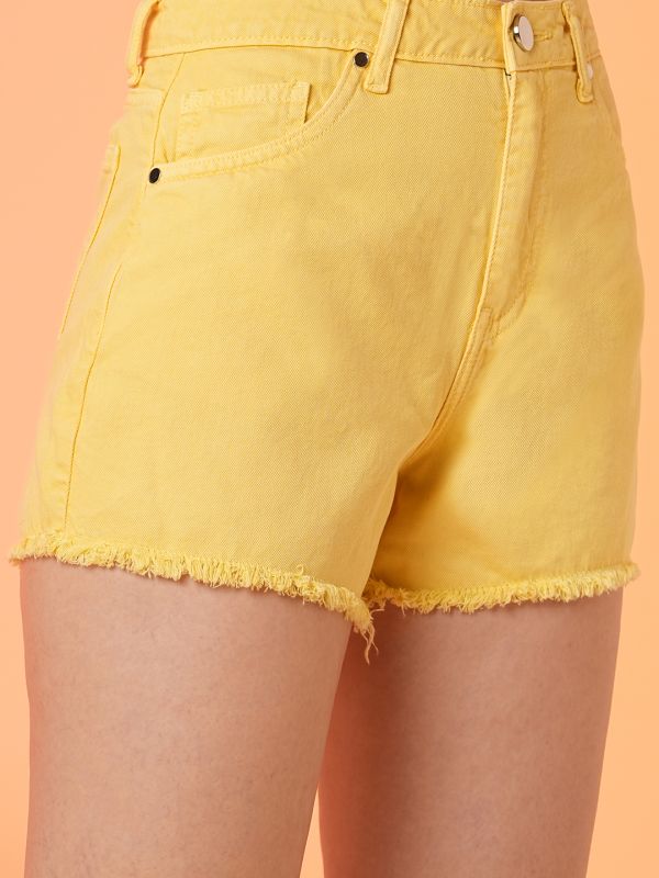 Globus Women Yellow Stretchable Mid Rise Frayed Denim Shorts