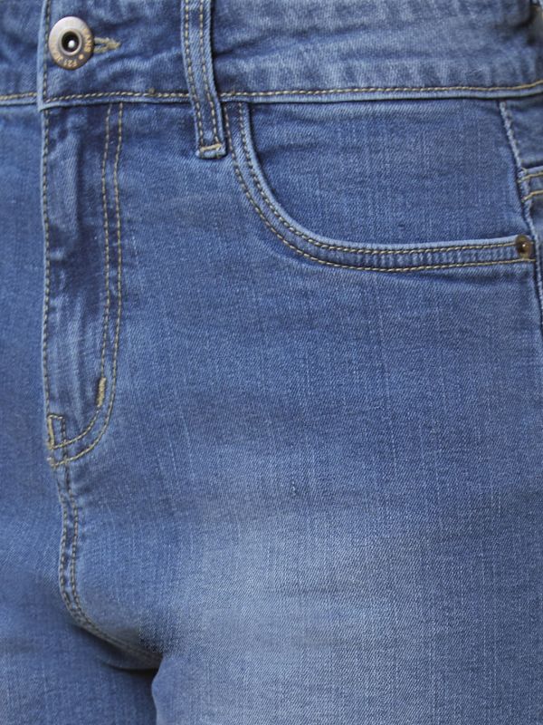 Globus Women Med Blue Stretchable Washed Mid-Rise Denim Shorts