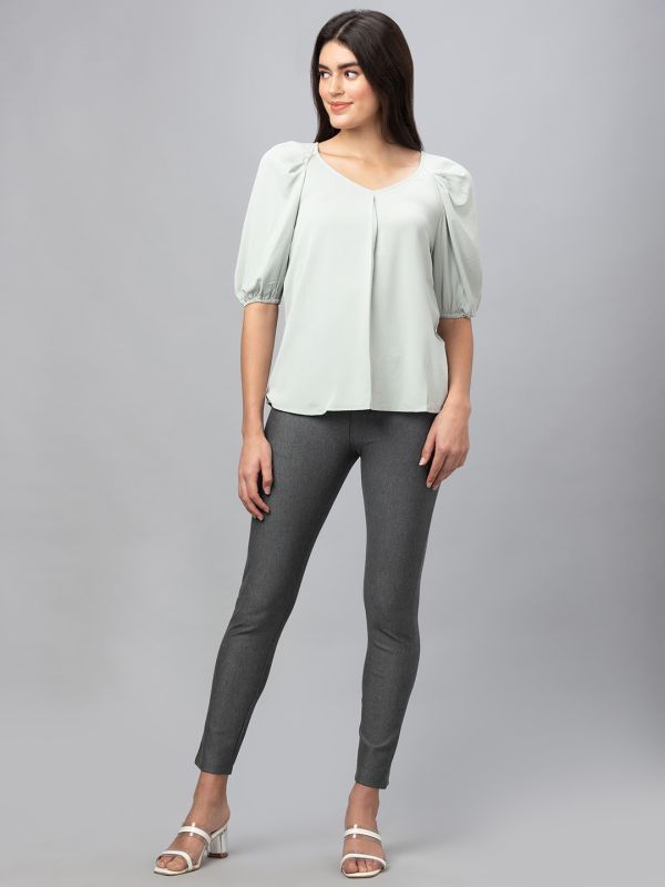 Globus Women Green Solid V-Neck Top