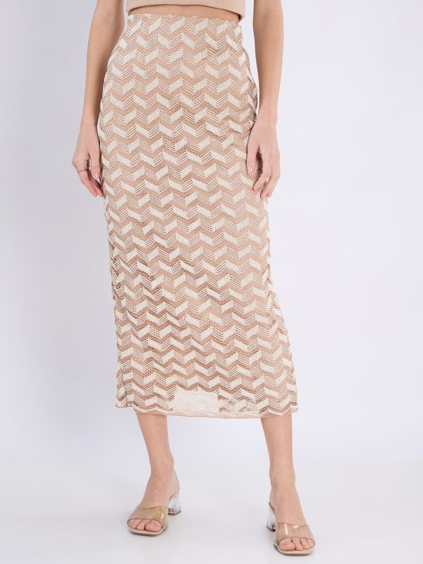 Globus Women Beige Chevron Pattern Crochet Mid Rise Back Slit Pencil Midi Skirt