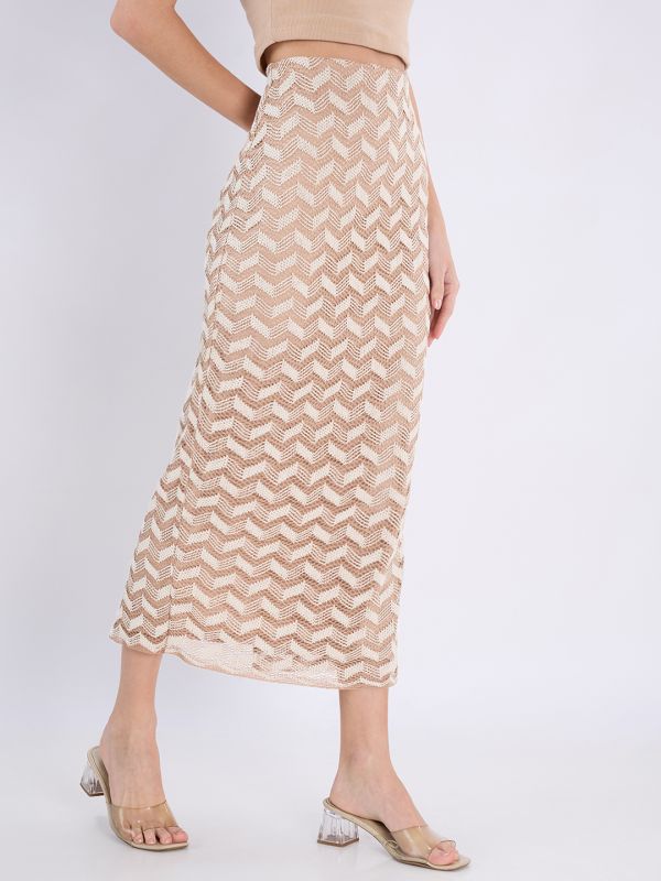 Globus Women Beige Chevron Pattern Crochet Mid Rise Back Slit Pencil Midi Skirt