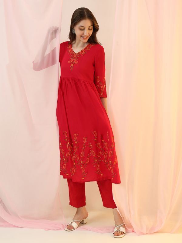 Globus Women Pink Embroidered V-Neck Gathered & Pleated Detail Flared Hem A-Line Kurta with Pants Set