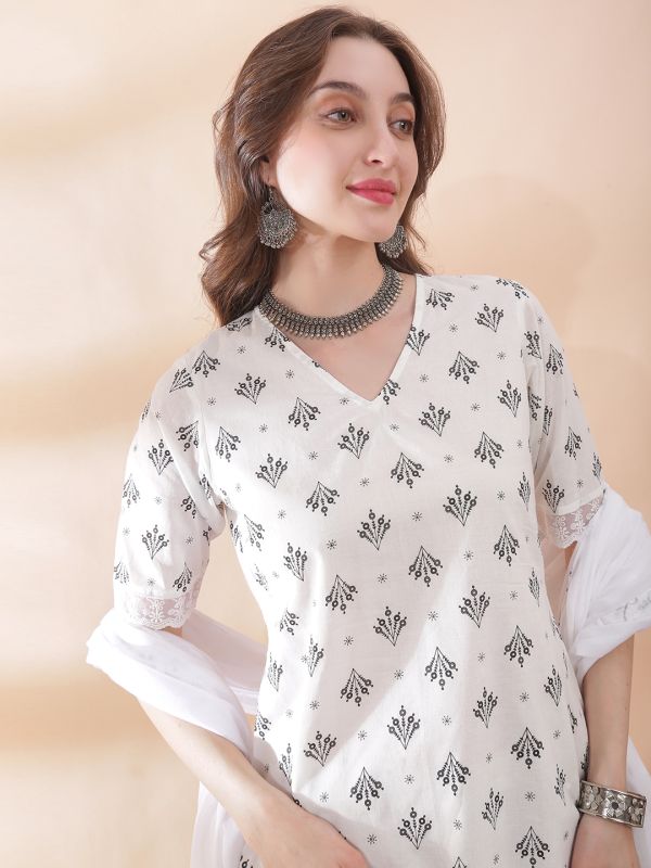 Globus Women Black V-Neck Scalloped Lace Hem Sleeves Ethnic Print Straight Kurti With Palazzos & Dupatta Set