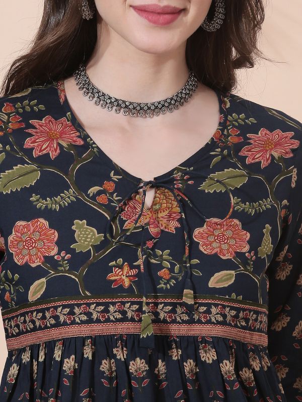 Globus Women Navy Blue Floral Print V-Neck Tie Up Detail Bell Sleeves Tunic