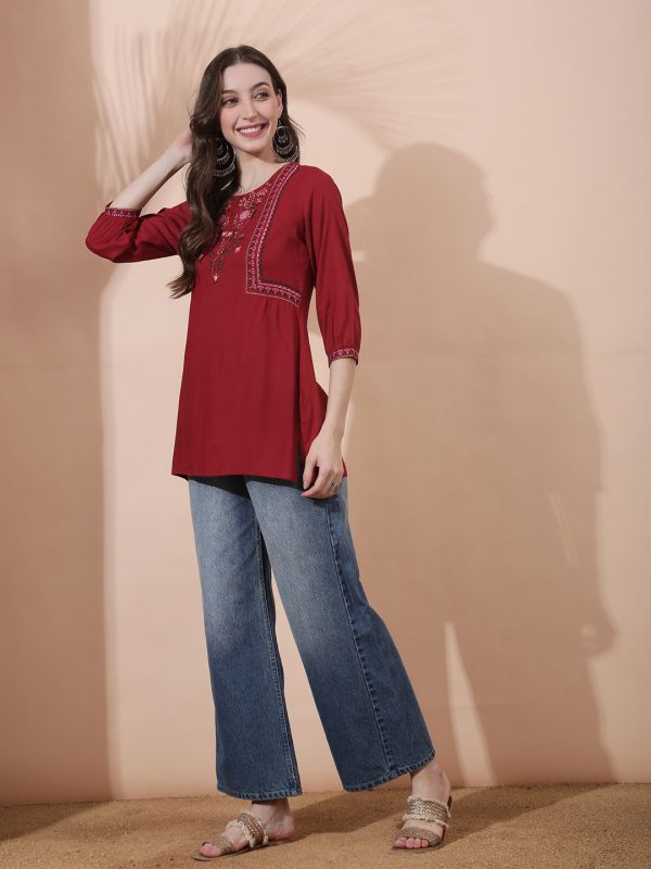 Globus Women Maroon Floral Embroidered Yoke Fusion Tunic