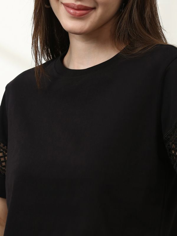 Globus Women Black Round Neck Short Sleeves Lace Insert Detail Crop T-Shirt