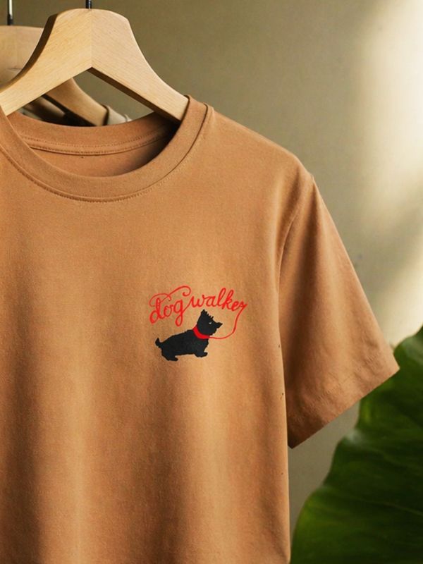 Globus Women Beige Round Neck Short Sleeves Graphic Print Crop T-Shirt