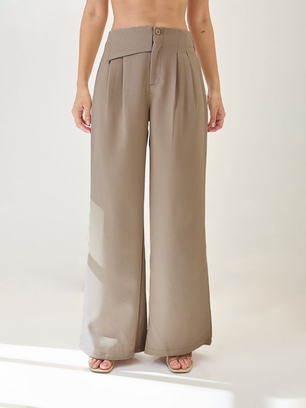 Globus Women Mouse Solid Mid Rise Pleated Formal Korean Pants