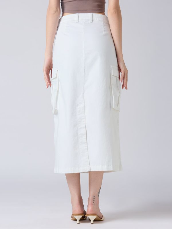 Globus Women White Stretchable Solid Mid-Rise Straight Fit Midi Cargo Skirt