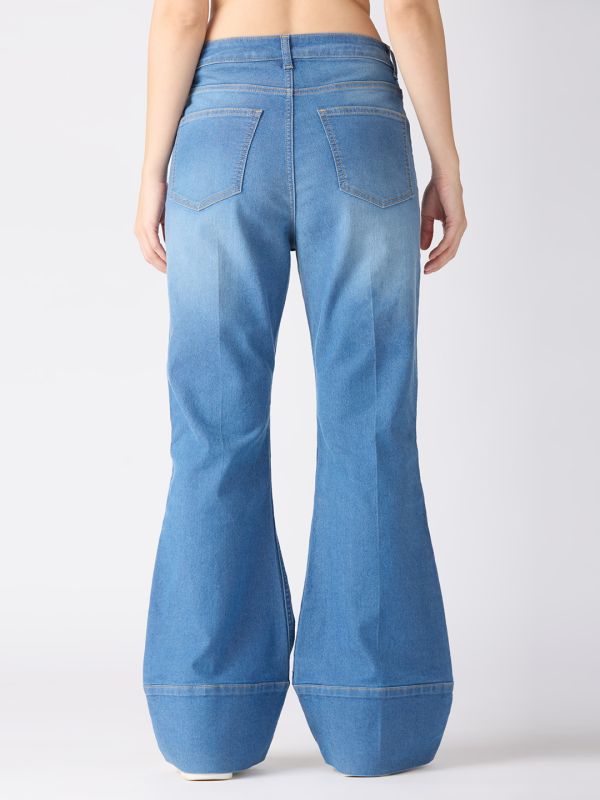 Globus Women Light Blue Cotton Stretch Solid Mid-Rise Wide Bottom Hem Bootcut Jeans