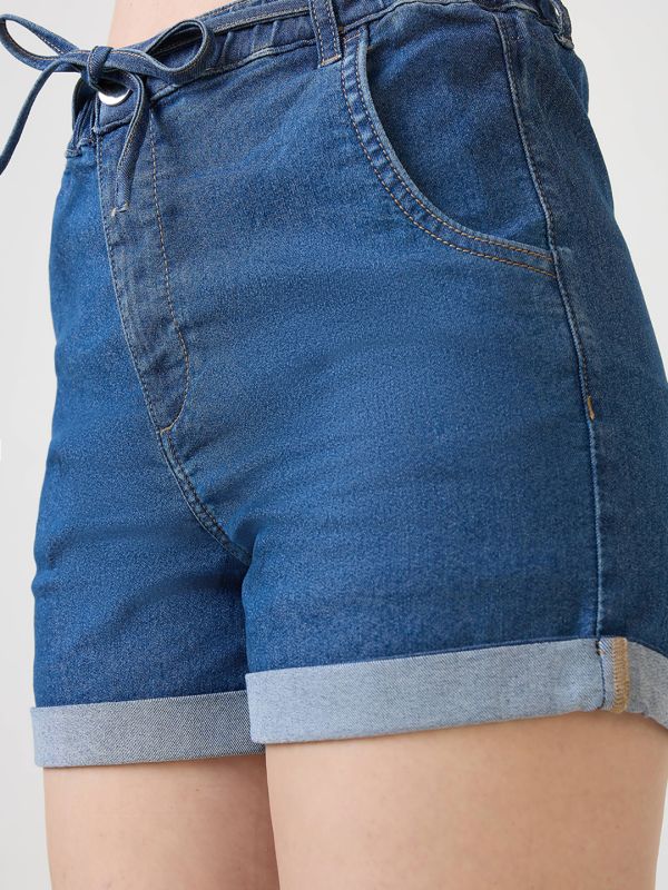 Globus Women Med Blue Slim Fit Mid-Rise Drawstring Closure Denim Shorts