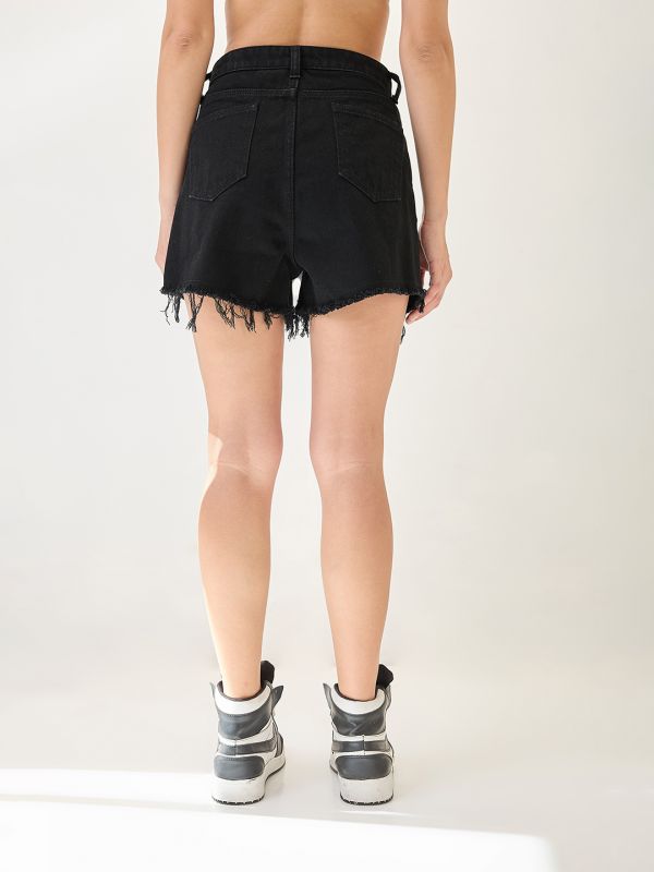 Globus Women Black Slim Fit Mid-Rise Frayed Hem Denim Shorts