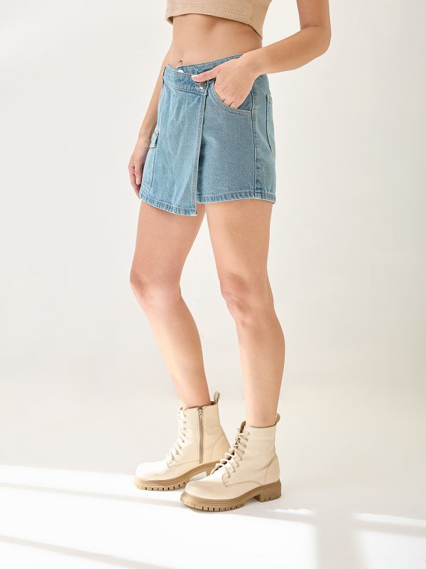 Globus Women Light Blue Slim Fit Mid-Rise Front Pocket Denim Skorts