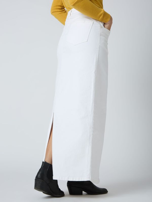 Globus Women White Stretchable Solid Mid-Rise Back Slit Straight Maxi Denim Skirt