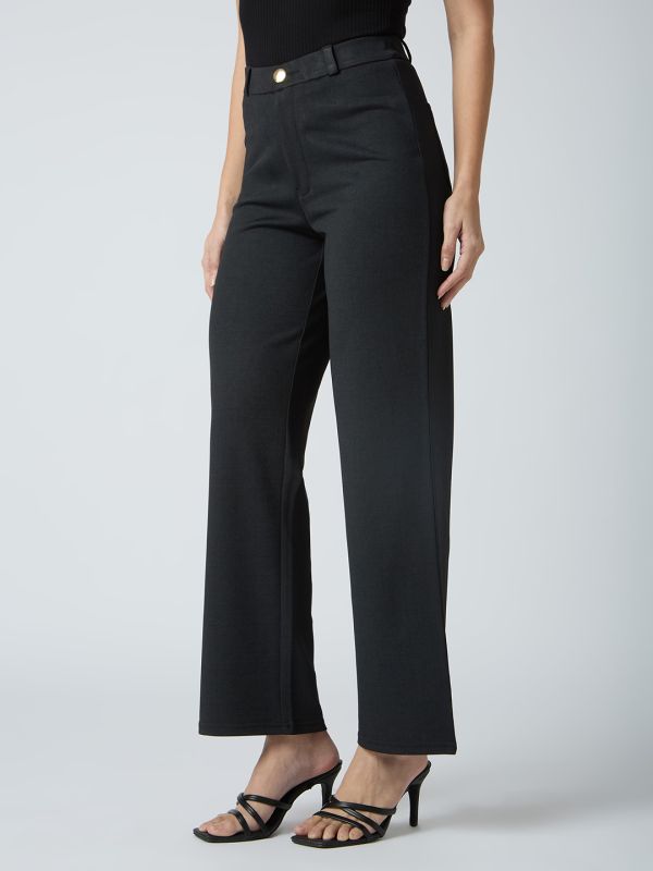 Globus Women Black Self Checked Design Stretchable Mid-Rise Straight Fit Workwear Trousers
