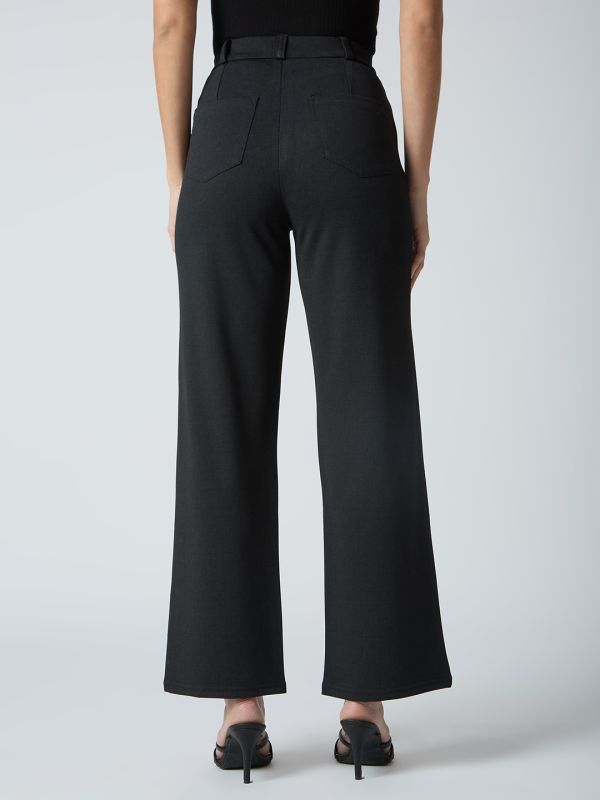 Globus Women Black Self Checked Design Stretchable Mid-Rise Straight Fit Workwear Trousers