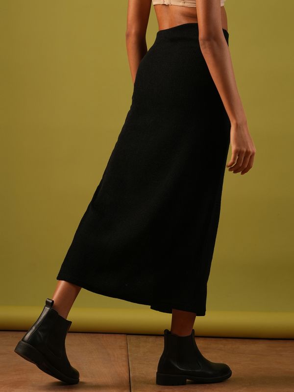 Globus Women Black Self Design Button Detail Mid-Rise Side Slit Midi Pencil Skirt