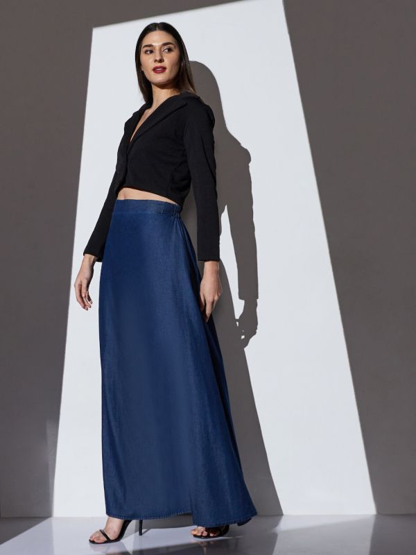 Globus Women Med Blue Mid-Rise Solid A-Line Denim Maxi Skirt