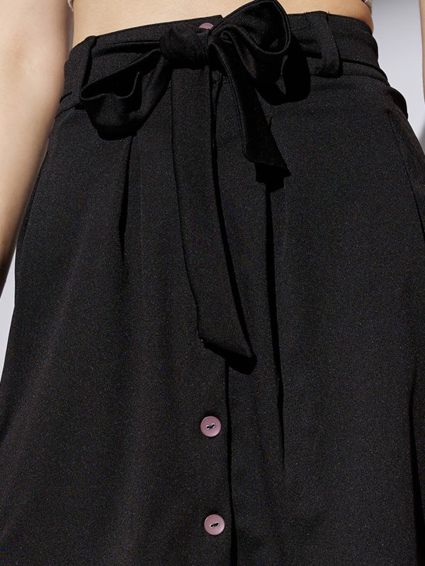 Globus Women Black Mid Rise Waist Tie-Ups Pleated A-Line Mini Skirt