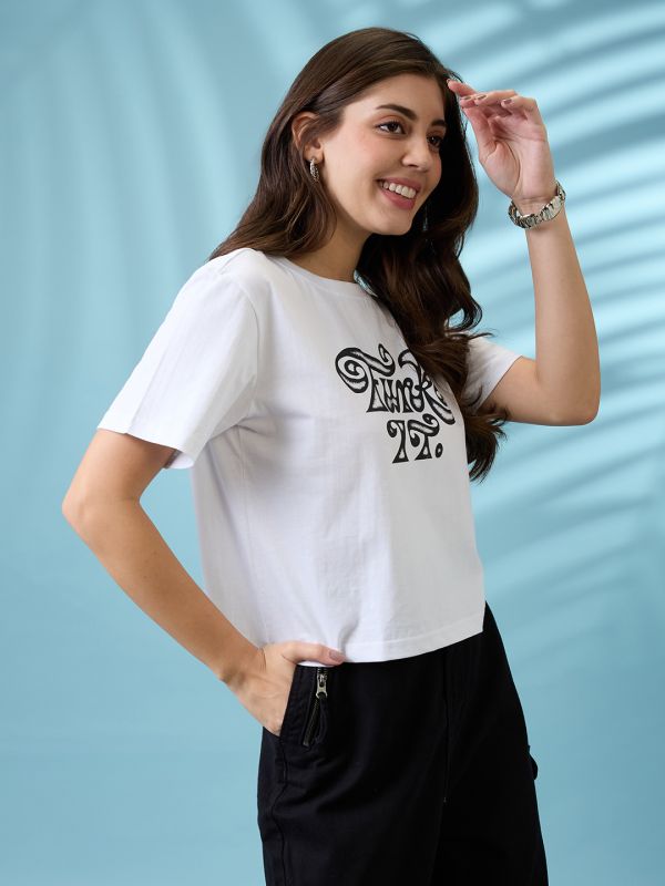 Globus Women White Graphic Print Round Neck Short Sleeves Oversized T Shirt