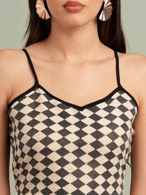 Globus Women Black V-Neck Shoulder Strap Abstract Print Crop Top with Skirt Resort Co-Ord Set