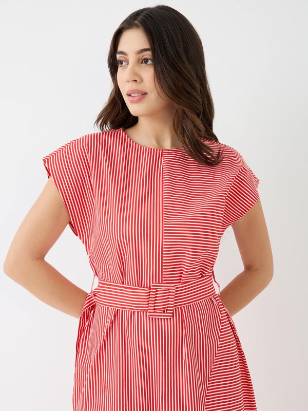 Globus Women Red Round Neck Extended Sleeves Striped Gathered A-Line Midi Dress With Belt