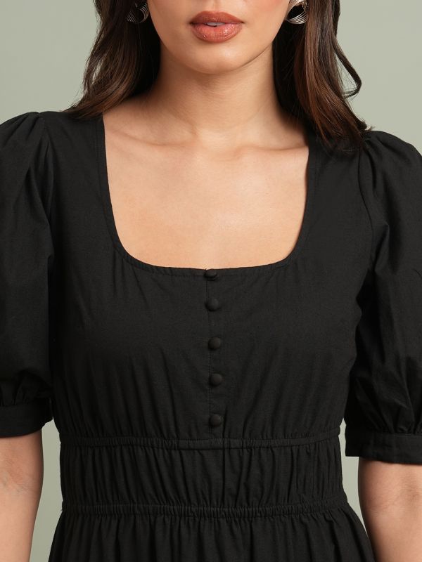 Globus Women Black Square Neck Puff Sleeves Solid Tiered Fit & Flare Maxi Resort Dress