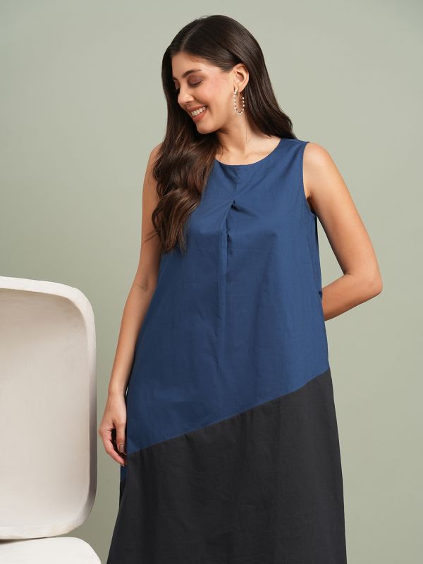 Globus Women Blue Round Neck Colourblocked A-Line Knee Length Resort Dress