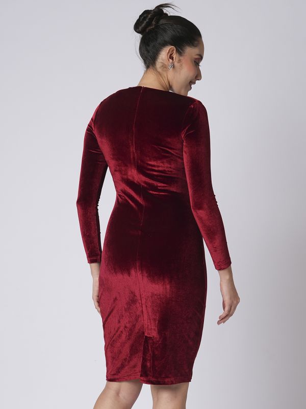 Globus Women Maroon Round Neck Long Sleeves Cut-Out Detail Velvet Knee Length Bodycon Party Dress