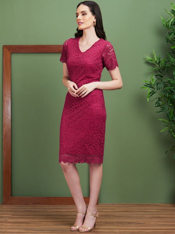 Globus Women Wine V-Neck Opaque Floral Lace Bodycon Party Dress