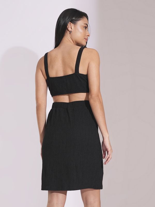 Globus Women Black Self Design Sweetheart Neck Strappy Shoulder Waist Cut-Out Detail Sheath Party Dress