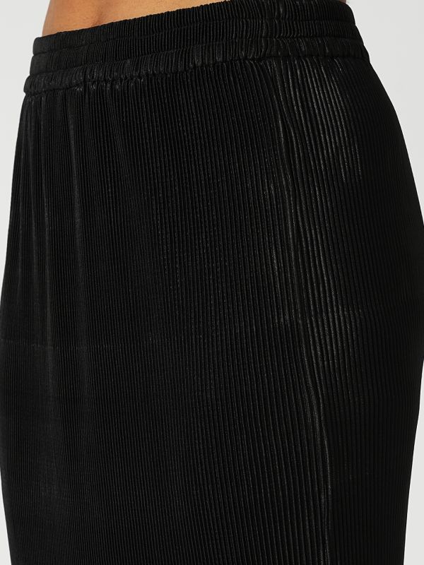 Globus Women Black Accordion Pleats Round Neck Bell Sleeves Crop Top With Side Slit Maxi Skirt Party Co-Ord Set