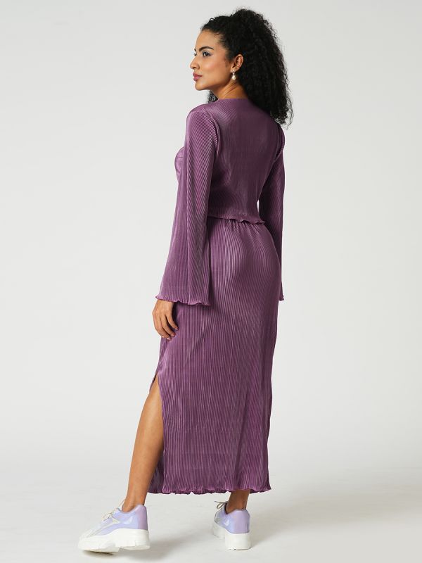 Globus Women Lavender Accordion Pleats Round Neck Bell Sleeves Crop Top With Side Slit Maxi Skirt Party Co-Ord Set
