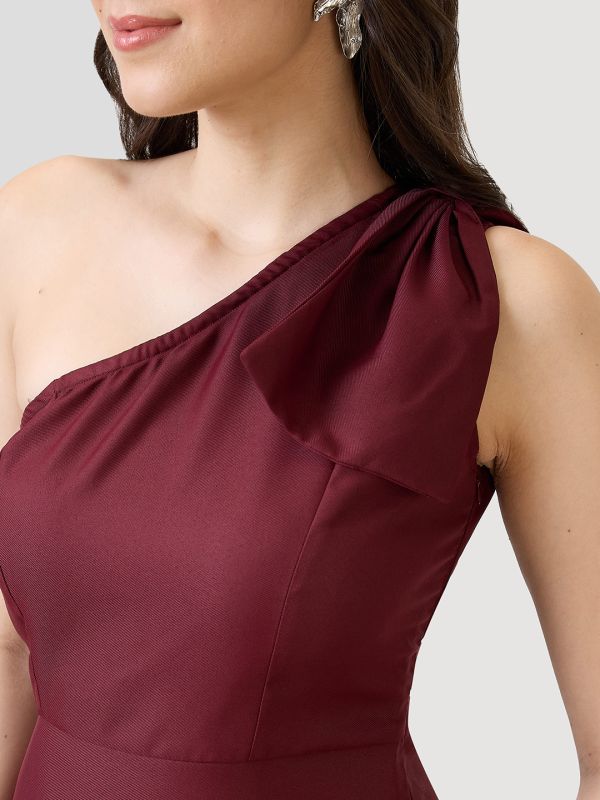 Globus Women Maroon One Shoulder Bow Detail Side Slit A-Line Maxi Party Dress