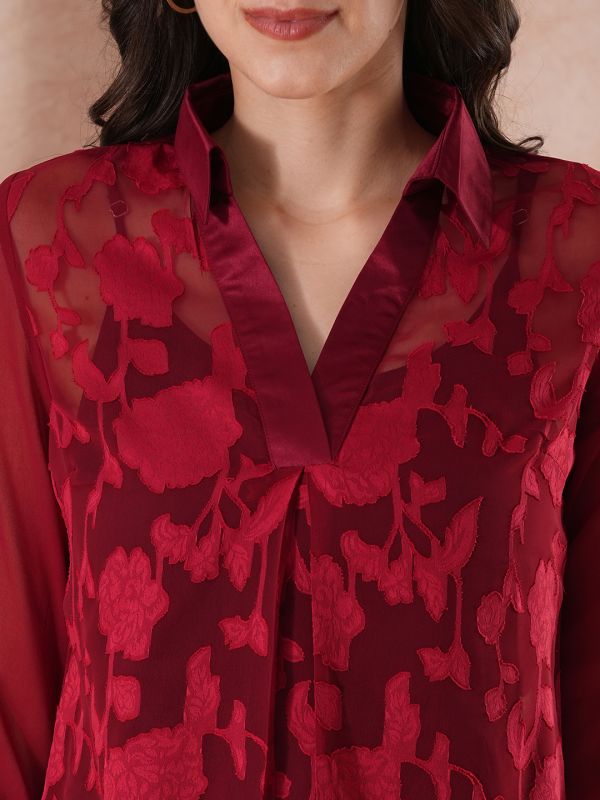 Globus Women Maroon Self-Design Floral Print V-Neck 3/4 Roll - Up Sleeveless Party Wear Top